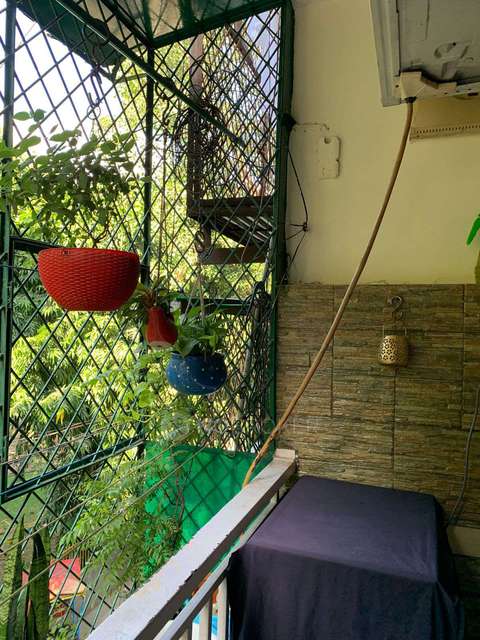 2 BHK Flat In Standlone Building For Sale  In Lajpat Nagar 