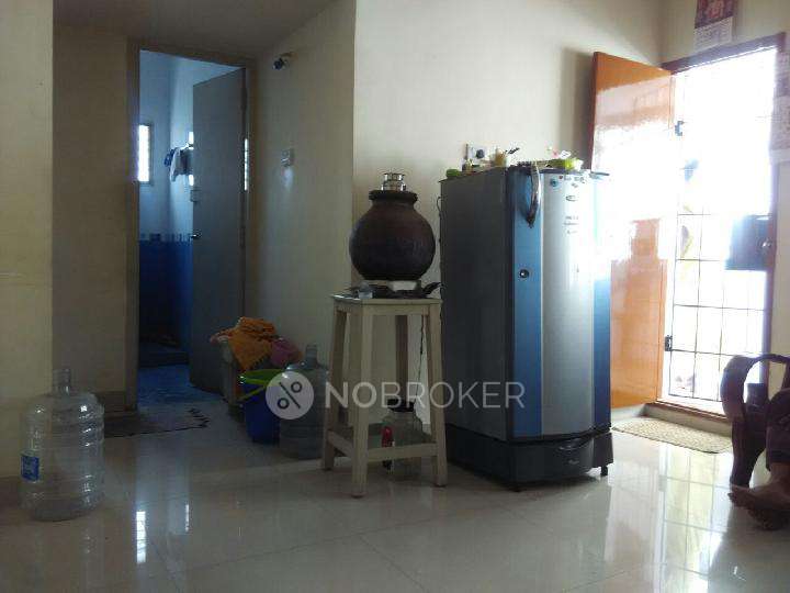 2 BHK Flat In Rajshree Flats For Sale  In Madipakkam