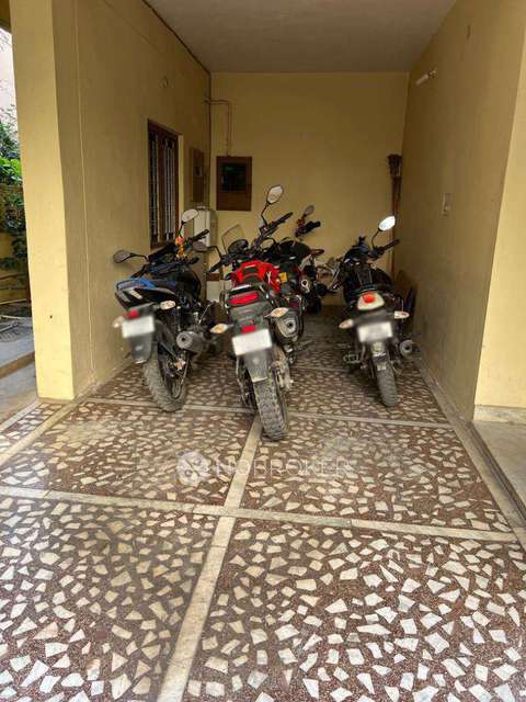 4+ BHK Villa In Standalone Building   For Sale  In Serilingampalle