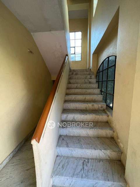 4+ BHK Villa In Standalone Building   For Sale  In Serilingampalle