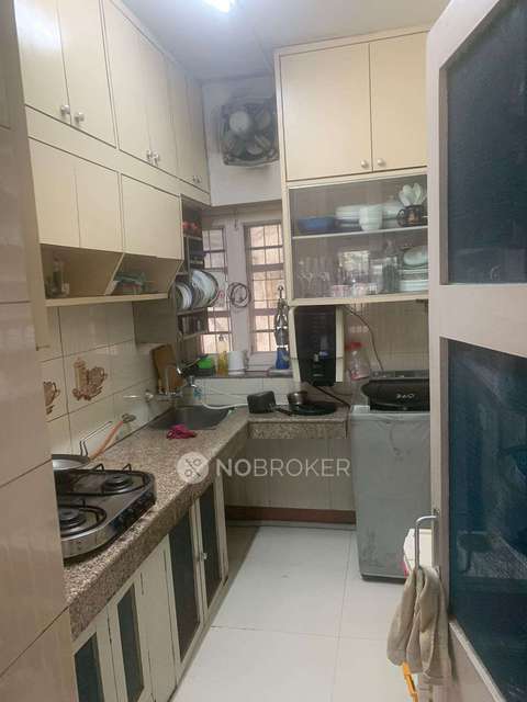2 BHK Flat In Neeti Bagh Sfs Dda Flats For Sale  In Masjid Moth Village