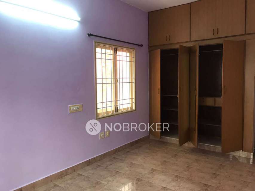 2 BHK Flat In Padma Priya Apartment For Sale  In Adambakkam