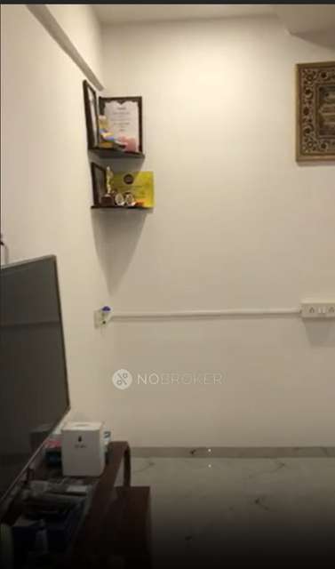 2 BHK Flat In Mohini Castle For Sale  In  Khar West, Mumbai