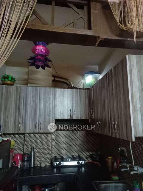 2 BHK Flat In Standalone Building   For Sale  In Uttam Nagar