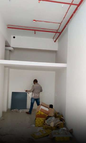 Shop in  Prabhadevi, Mumbai for Rent 