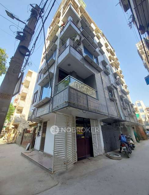 3 BHK Flat For Sale  In Rohini