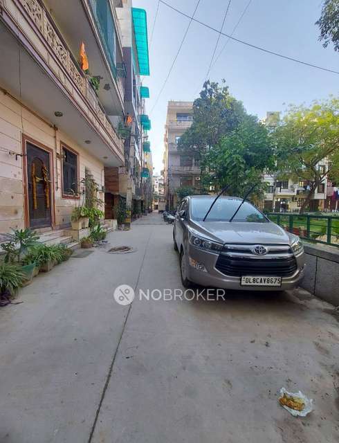 3 BHK Flat For Sale  In Rohini