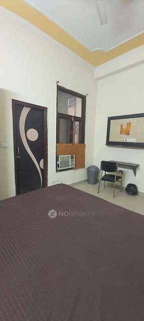 PG for Boys in Sector 71