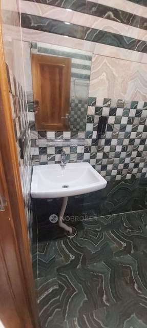 PG for Boys in Sector 71