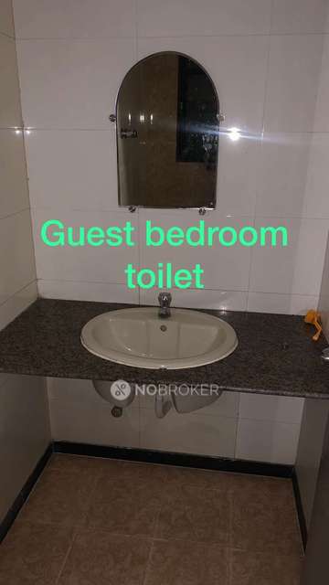 3 BHK Flat In Neptune Apartment For Sale  In Kandivali East