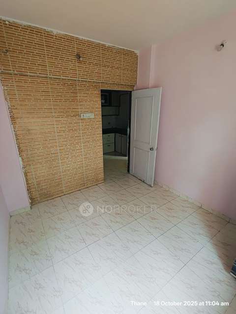 1 BHK Flat In N G Hill View Coop. Hsg.soc For Sale  In Thane West