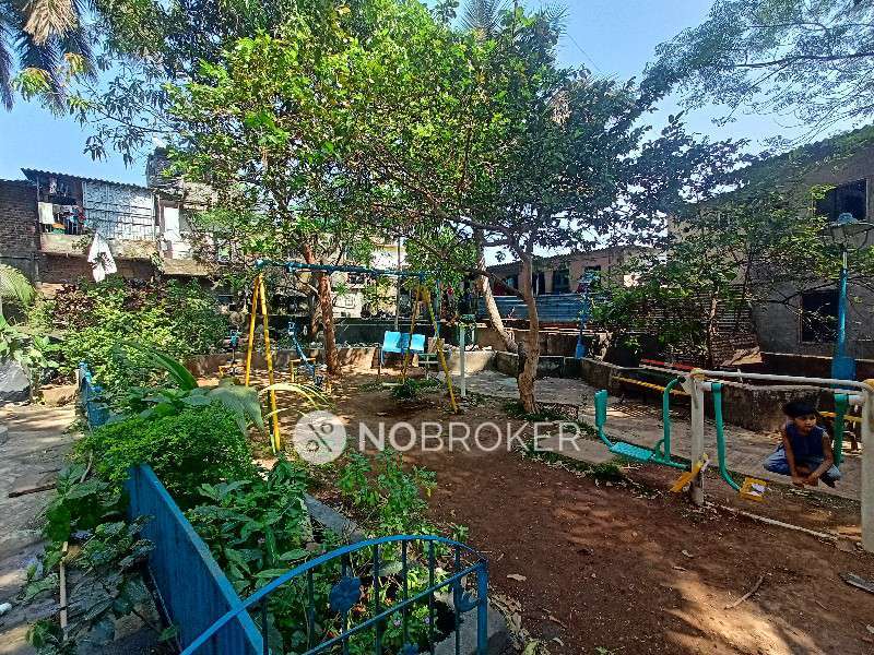 1 BHK Flat In N G Hill View Coop. Hsg.soc For Sale  In Thane West