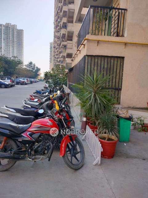 4 BHK Flat In Gaur City 2 - Gc11 For Sale  In Gaur City 2