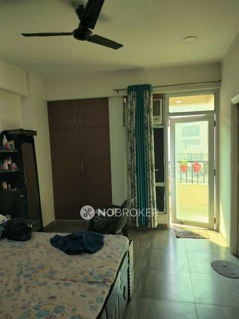 4 BHK Flat In Gaur City 2 - Gc11 For Sale  In Gaur City 2