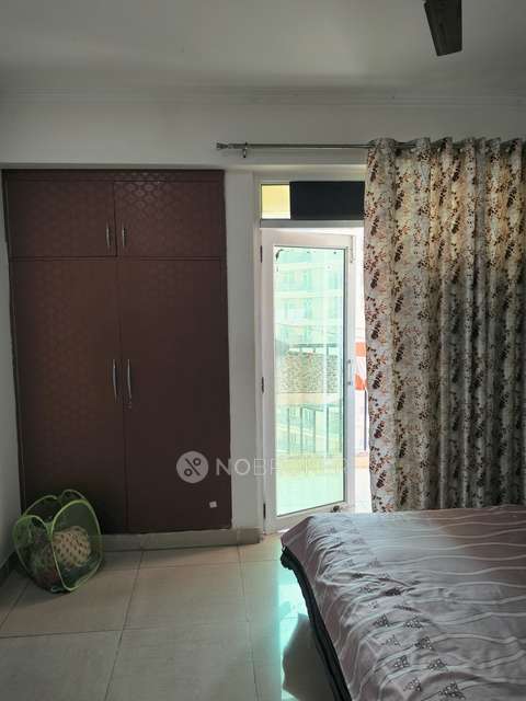4 BHK Flat In Gaur City 2 - Gc11 For Sale  In Gaur City 2