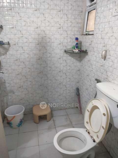 4 BHK Flat In Gaur City 2 - Gc11 For Sale  In Gaur City 2