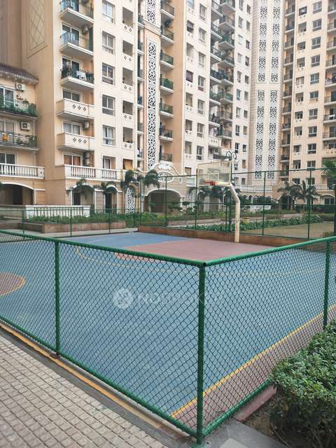 4 BHK Flat In Gaur City 2 - Gc11 For Sale  In Gaur City 2