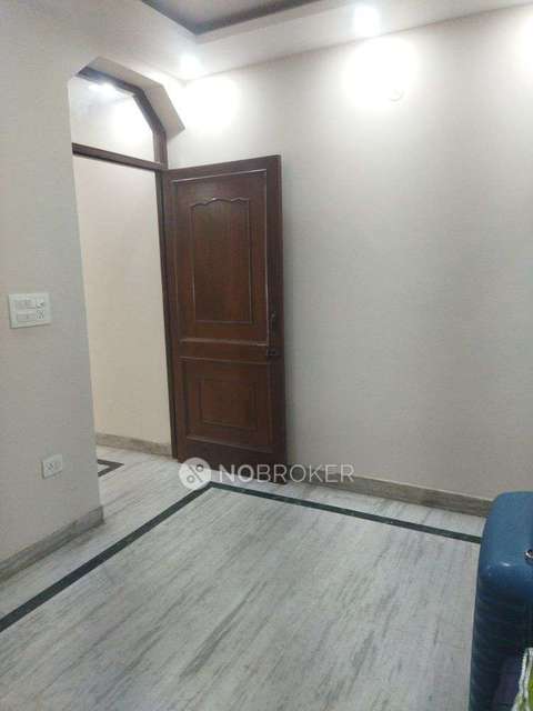 2 BHK Flat In Sb For Sale  In Sri Niwaspuri