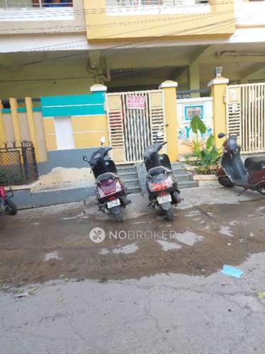 1 BHK Flat In Standalone Building  for Rent  In Karwan