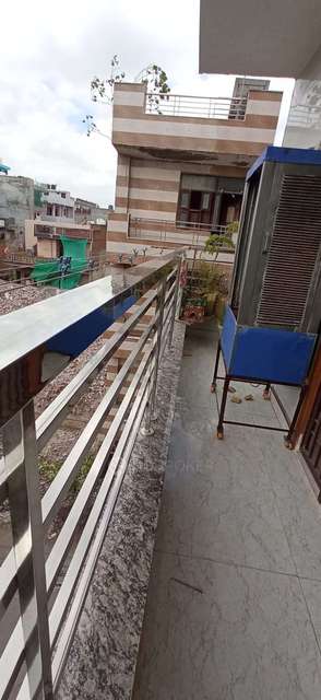 3 BHK Flat In Standalone Building  For Sale  In Uttam Nagar West