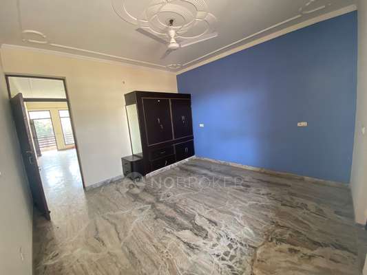 3 BHK Villa In All 3 Floors In Hno 95 Mohyal Colony Sector 40 for Rent  In Mohyal Colony