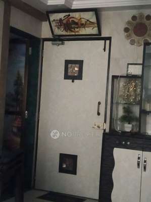 1 BHK Flat In Makhdoom Sea Palace For Sale  In Mahim West