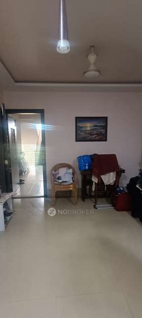 1 BHK Flat In Makhdoomi Palace For Sale  In Santacruz East