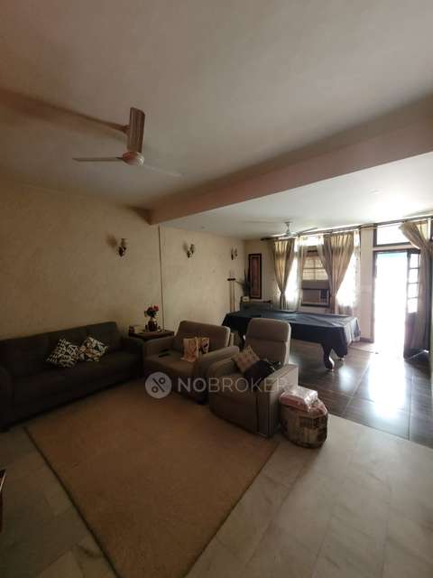 4+ BHK House For Sale  In G Block Road