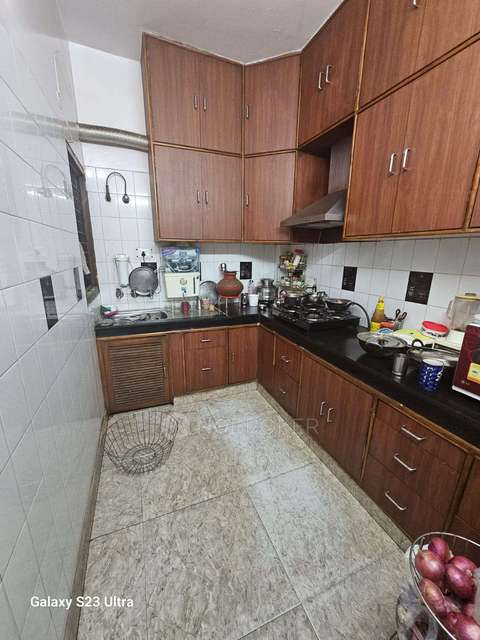 2 BHK Flat For Sale  In Patel Nagar