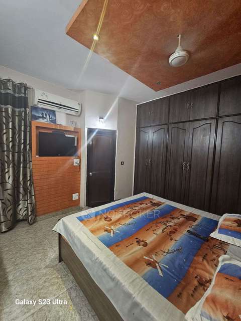 2 BHK Flat For Sale  In Patel Nagar