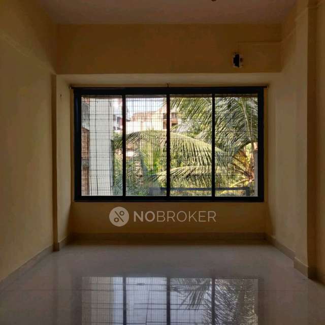 1 RK Flat In Saraf Choudhari Nagar Chs For Sale  In Kandivali East