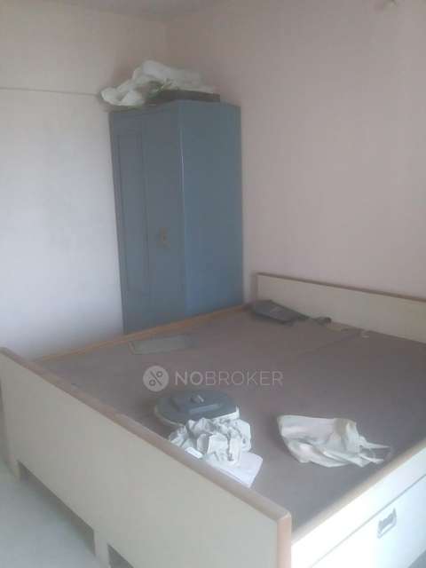 2 BHK Flat In Standalone  for Rent  In Malad West