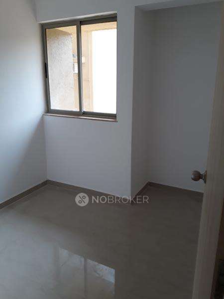 2 BHK Flat In Genevia For Sale  In Nilje Gaon