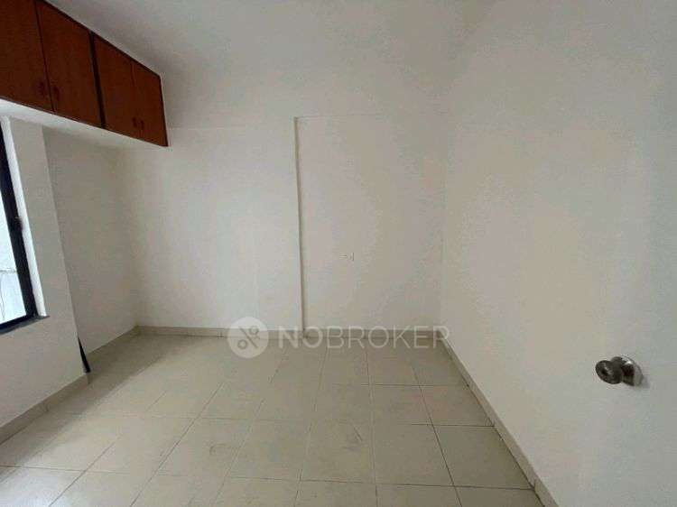 3 BHK Flat In Pratik Apartment For Sale  In Rasta Peth