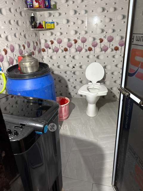 2 BHK Flat In Mm Complex For Sale  In M.m Complex