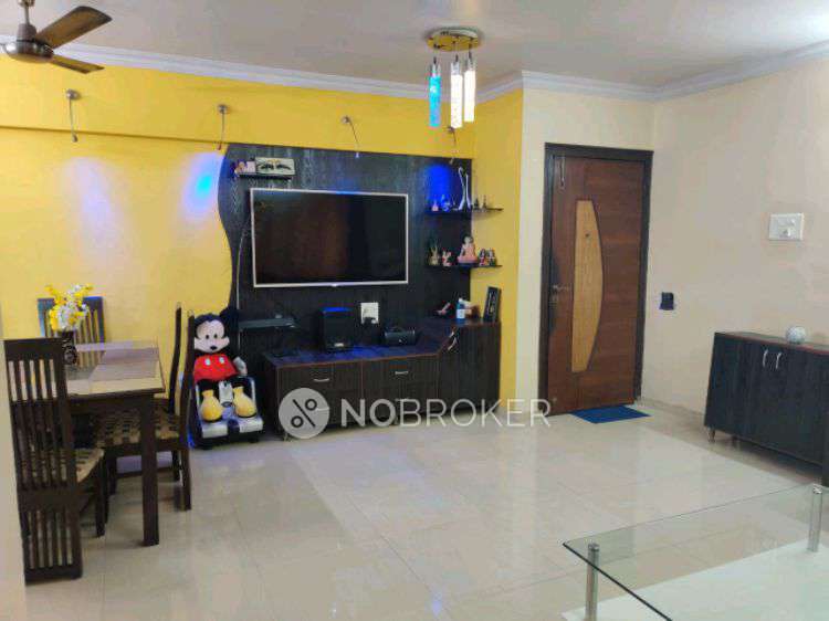 2 BHK Flat In Mahavir Platinum Chs For Sale  In  Shivaji Nagar