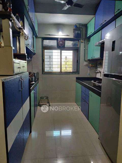 2 BHK Flat In Mahavir Platinum Chs For Sale  In  Shivaji Nagar