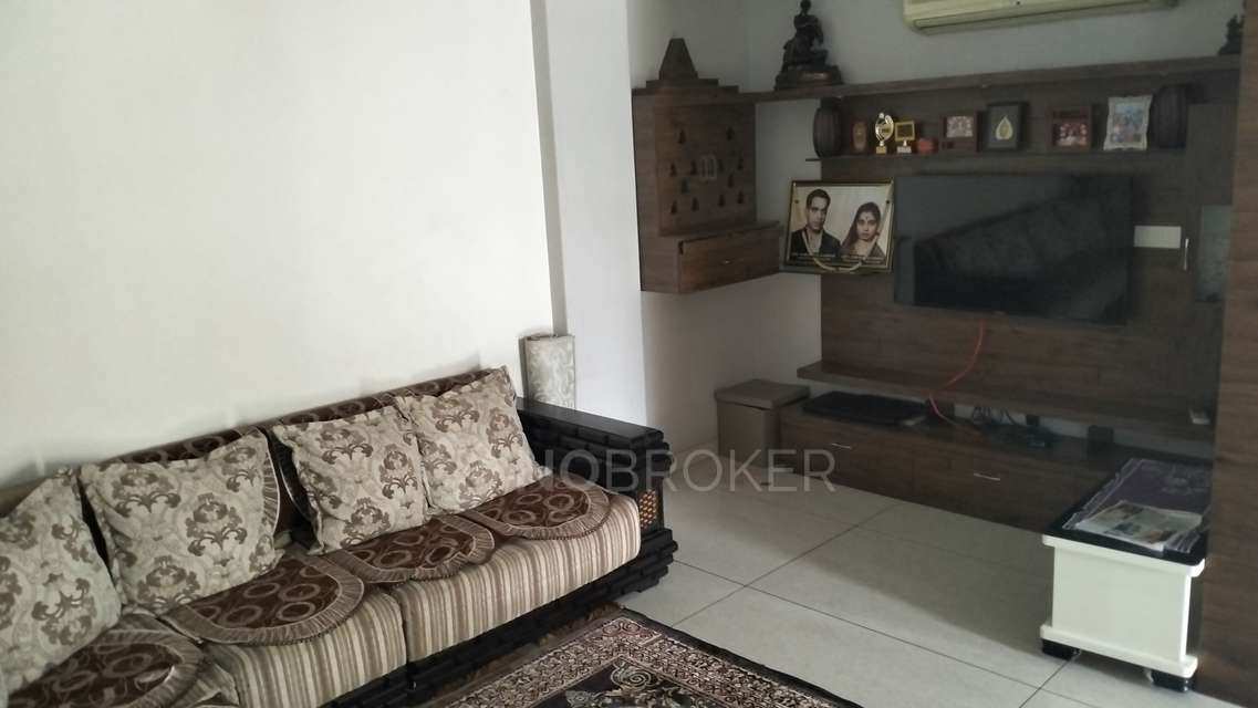 4+ BHK Flat For Sale  In Koti