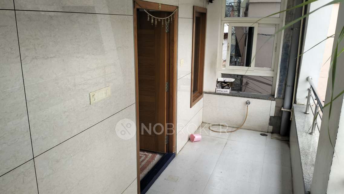 4+ BHK Flat For Sale  In Koti