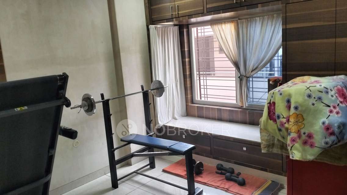 4+ BHK Flat For Sale  In Koti