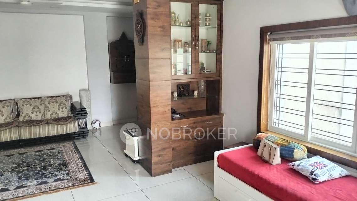 4+ BHK Flat For Sale  In Koti