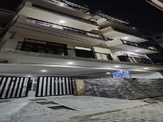 PG for Anyone in Sector 44