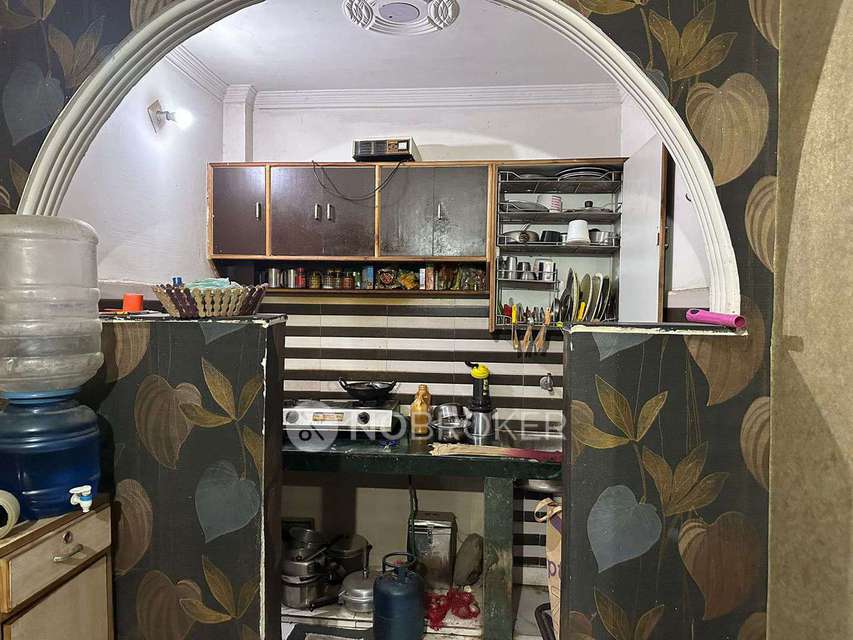 1 BHK Flat For Sale  In Janakpuri