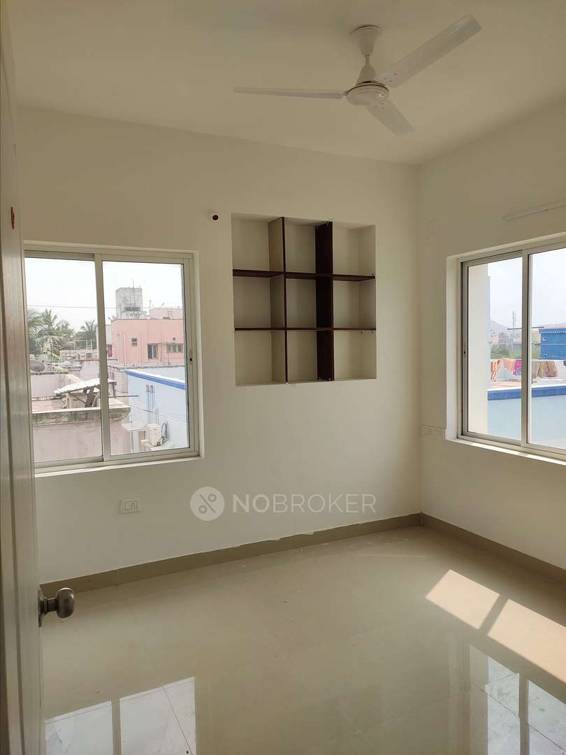 ETERNIA Pammal Rent WITHOUT BROKERAGE Semifurnished 3 BHK Rental