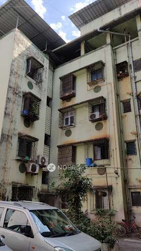 2 BHK Flat In Parnakuti Co-oprative Housing Socity Sardar Nagar 4 For Sale  In Sion Koliwada