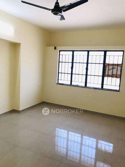 2 BHK Flat In Silver Chambers For Sale  In Hadapsar