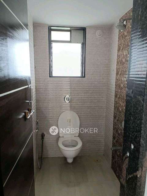 1 BHK Flat In Kings Heights  For Sale  In Nahur East