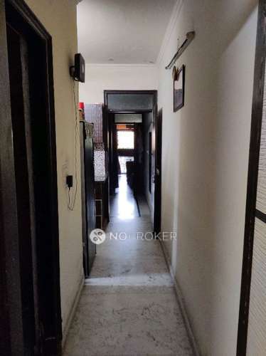 2 BHK Flat For Sale  In Moti Nagar