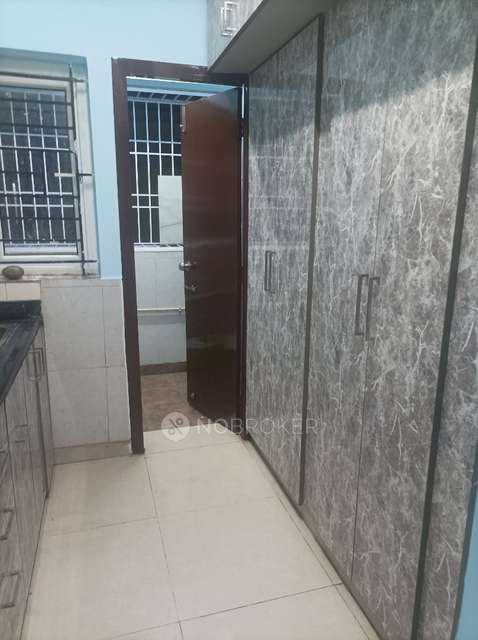 2 BHK Flat In S P Essense For Sale  In Kil Ayanambakkam