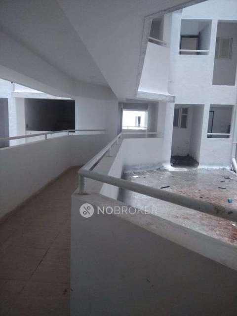 1 BHK Flat In Ganga Ambar For Sale  In Tathawade